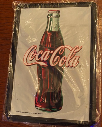 09220-1 € 4,00 coca cola ijzeren plaat fles 10 x 14 cm.jpeg